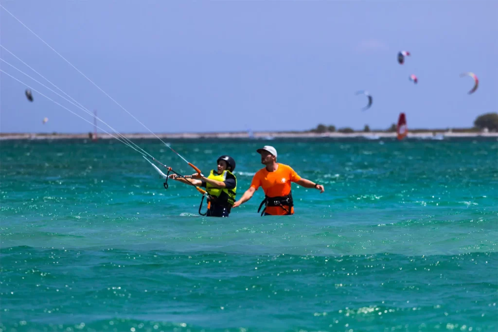 Limnos, Grèce apprentissage kitesurf mer enfant famille